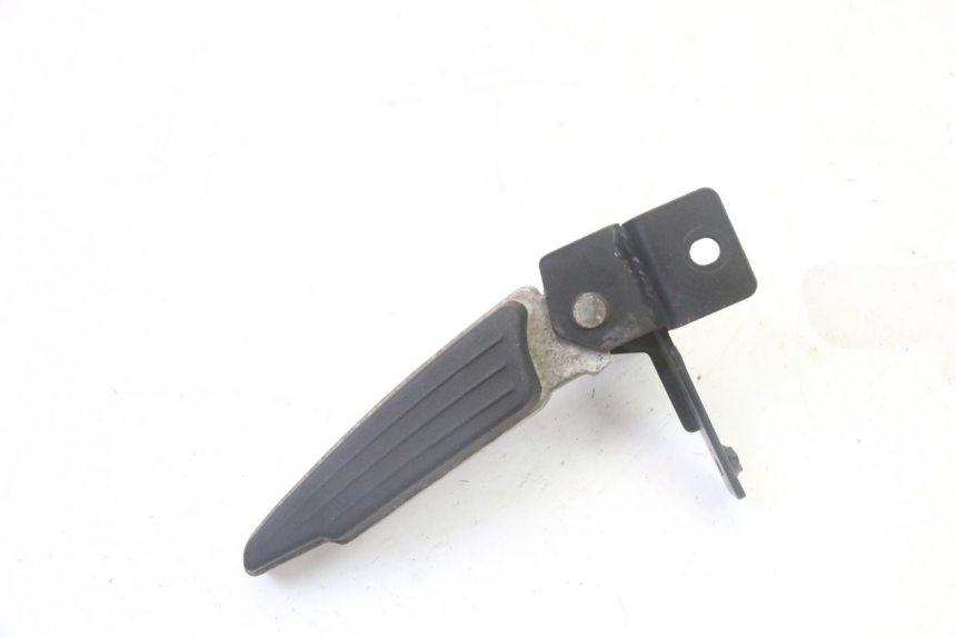 photo de LEFT REAR FOOTREST PEUGEOT CITYSTAR 50 (2013 - 2017)