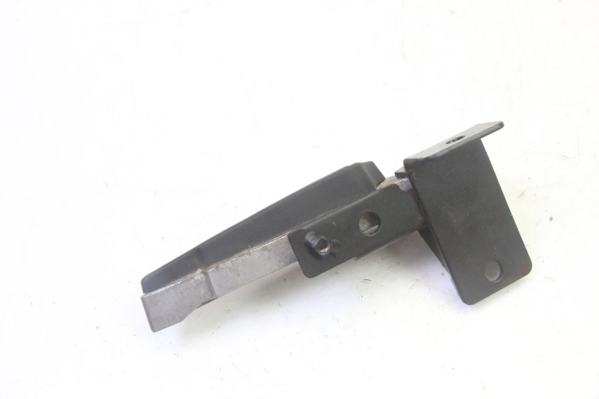 photo de LEFT REAR FOOTREST PEUGEOT CITYSTAR 50 (2013 - 2017)