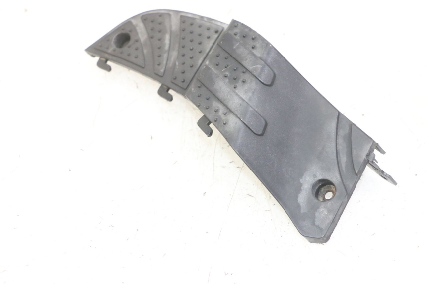 photo de LEFT REAR FOOTREST SYM FIDDLE 2 50 (2008 - 2013)