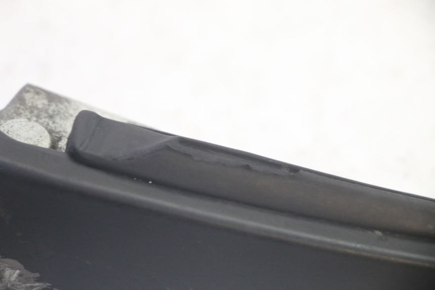 photo de REAR LEFT FOOTREST PIAGGIO FLY 4T 50 (2013 - 2017) - Alternative perspective