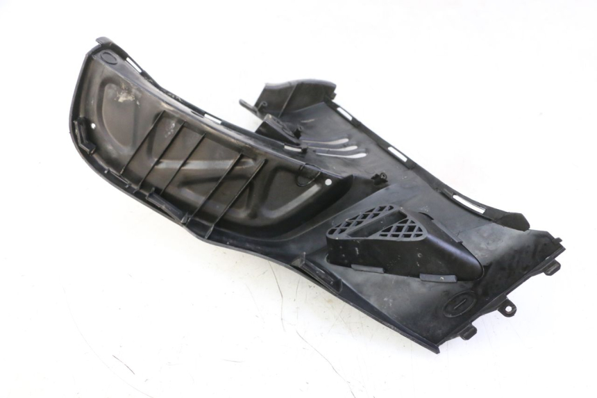 photo de REAR LEFT FOOTREST KYMCO GRAND DINK 125 (2008 - 2014)