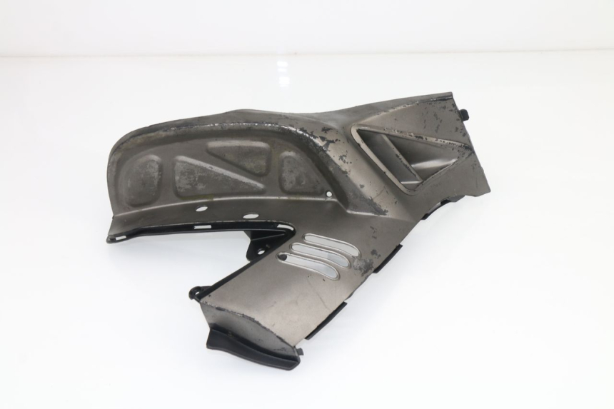 photo de REAR LEFT FOOTREST KYMCO GRAND DINK 125 (2002 - 2007)