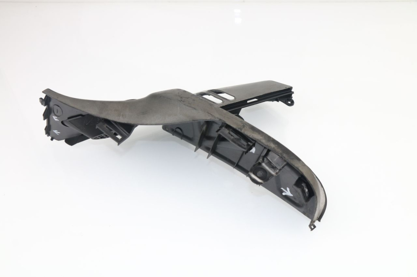 photo de REAR LEFT FOOTREST KYMCO GRAND DINK 125 (2002 - 2007)