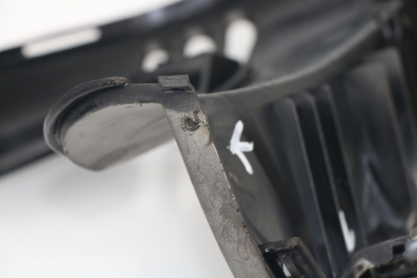 photo de REAR LEFT FOOTREST KYMCO GRAND DINK 125 (2002 - 2007)