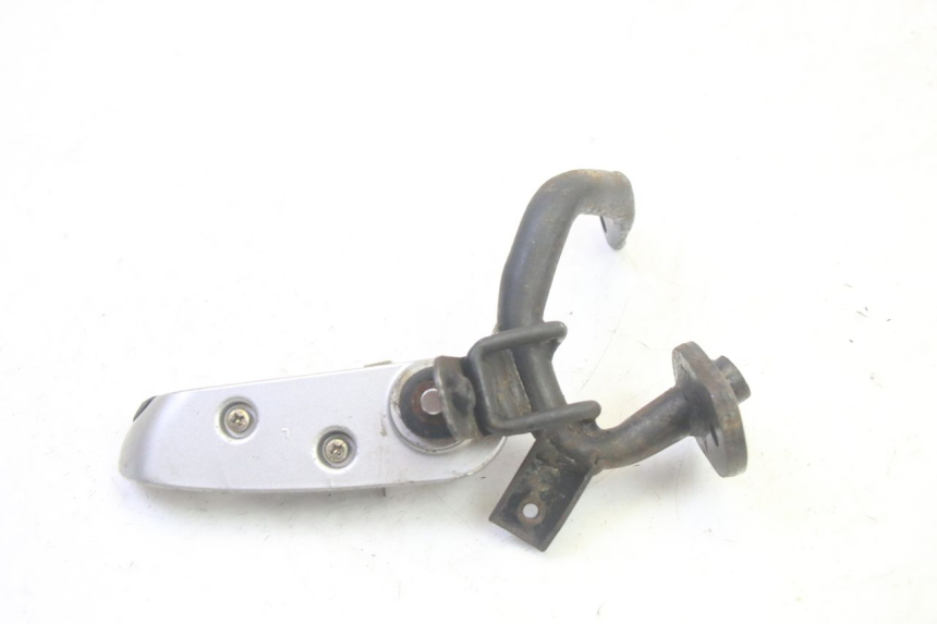 photo de REAR LEFT FOOTREST SYM GTS EVO 125 (2009 - 2013) - Fixing points details