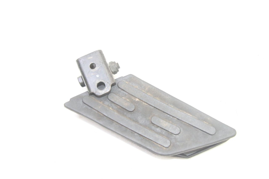 photo de LEFT REAR FOOTREST PEUGEOT KISBEE 2T 50 (2010 - 2017)