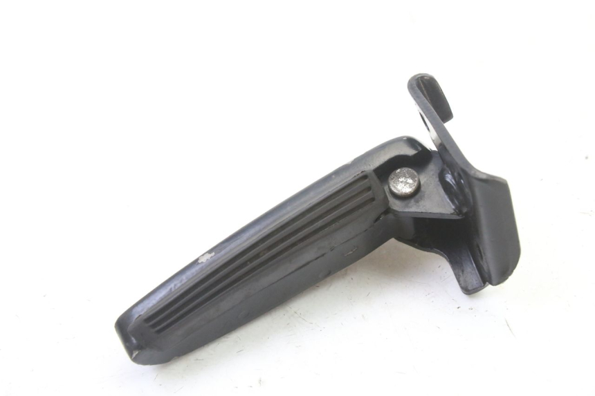 photo de REAR LEFT FOOTREST GILERA RUNNER SL 50 (2006 - 2009)