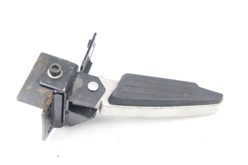 photo de REAR LEFT FOOTREST PEUGEOT SATELIS 125 (2013 - 2018)