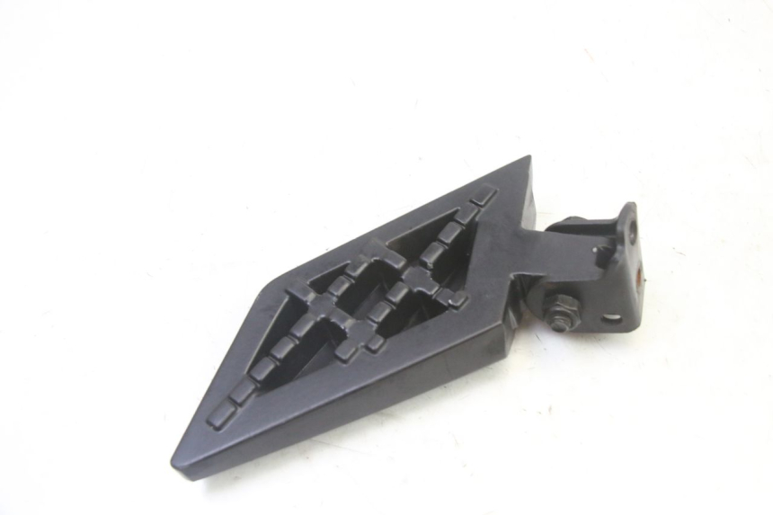 photo de REAR LEFT FOOTREST PEUGEOT STREETZONE I 2T 50 (2018 - 2020)