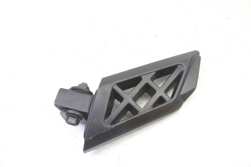 photo de REAR LEFT FOOTREST PEUGEOT STREETZONE I NAKED 2T 50 (2018 - 2020)