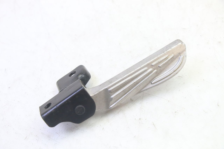 photo de REAR LEFT FOOTREST PEUGEOT TWEET PRO EFI 4T 50 (2021 - 2022)