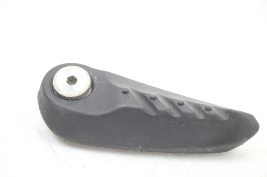 photo de REAR LEFT FOOTREST YAMAHA NEOS NEO'S 4T 50 (2008 - 2016)