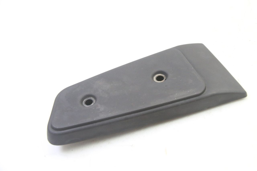photo de FRONT RIGHT FOOTREST PIAGGIO MP3 RL 250 (2007 - 2010)