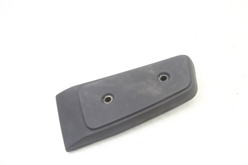 photo de FRONT RIGHT FOOTREST PIAGGIO MP3 RL 250 (2007 - 2010)