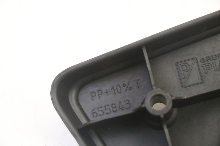 photo de FRONT RIGHT FOOTREST PIAGGIO MP3 RL 250 (2007 - 2010)