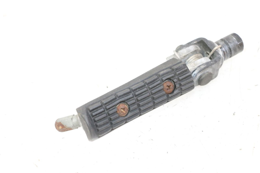 photo de FRONT RIGHT FOOTREST TRIUMPH SPRINT 900 (1995 - 1998)
