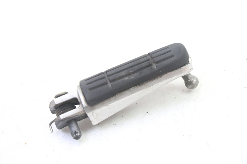 photo de FRONT RIGHT FOOTREST YAMAHA TDM ABS 900 (2002 - 2014)