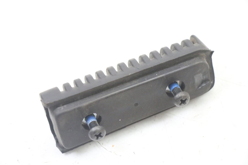 photo de FRONT RIGHT FOOTREST YAMAHA TRACER 7 700 (2020 - 2024)