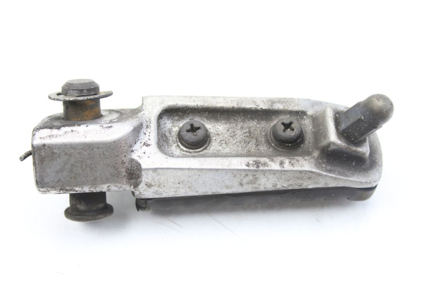 photo de RIGHT FRONT FOOTREST KAWASAKI ZR7 ZR-7 S 750 (1999 - 2004)