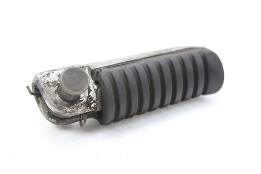 photo de RIGHT FRONT FOOTREST KAWASAKI ZR7 ZR-7 S 750 (1999 - 2004)