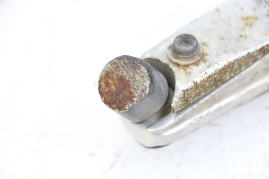 photo de FRONT LEFT FOOTREST YAMAHA FJR ABS 1300 (2006 - 2012) - Alternative perspective