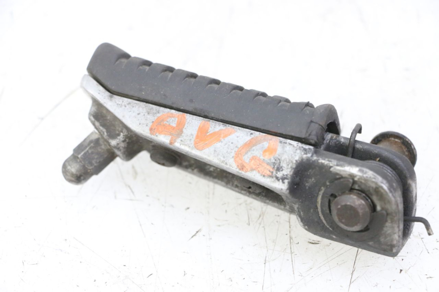 photo de LEFT FRONT FOOTREST KAWASAKI ZR7 ZR-7 S 750 (1999 - 2004)