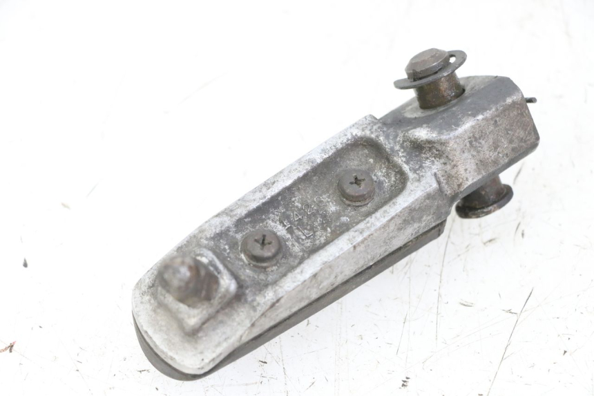 photo de LEFT FRONT FOOTREST KAWASAKI ZR7 ZR-7 S 750 (1999 - 2004)