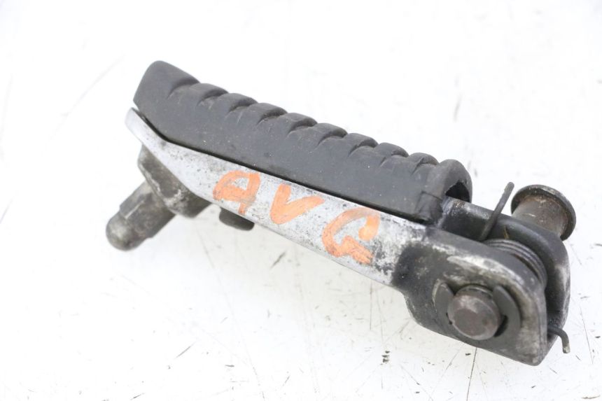 photo de LEFT FRONT FOOTREST KAWASAKI ZR7 ZR-7 S 750 (1999 - 2004)
