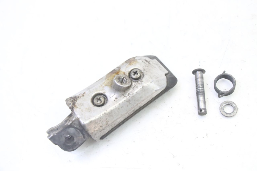 photo de FRONT LEFT FOOTREST HONDA NTV DEAUVILLE 650 (2001 - 2006)