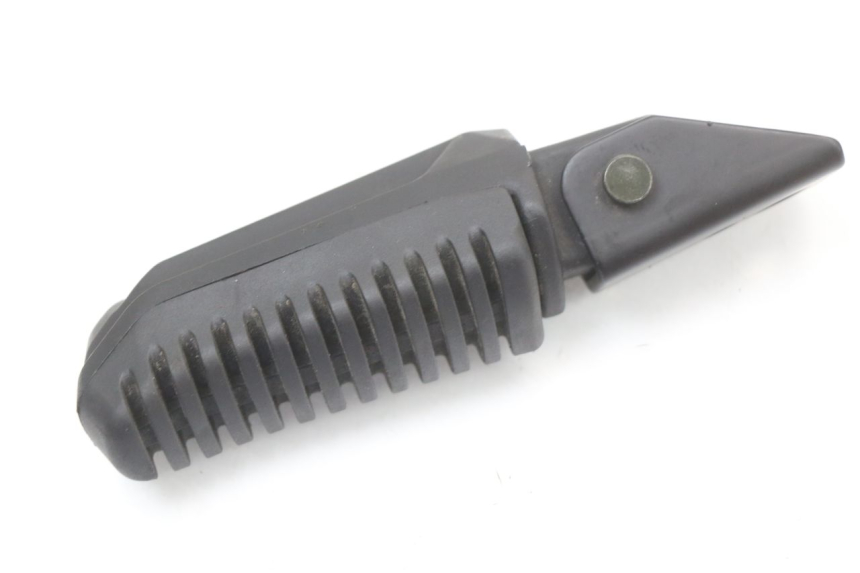 photo de FRONT LEFT FOOTREST ASTOR ORCAL 125 (2015 - 2017)