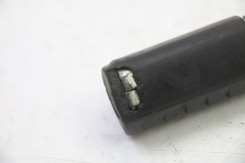 photo de FRONT LEFT FOOTREST YAMAHA PW 50 (1984 - 2020)
