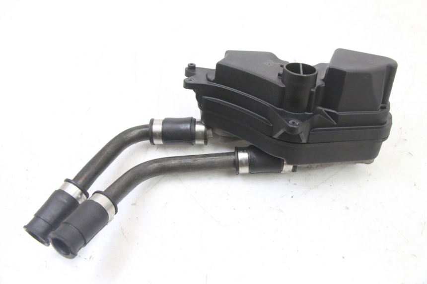 photo de CANISTER PIAGGIO NRG POWER PUREJET 50 (2018 - 2021) - Alternative perspective