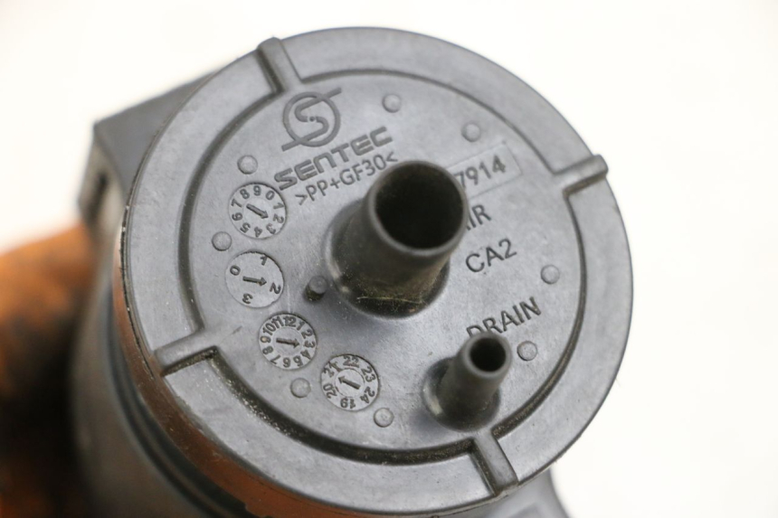 photo de CANISTER PEUGEOT SPEEDFIGHT 4 4T EFI 50 (2021 - 2025) - Component detail