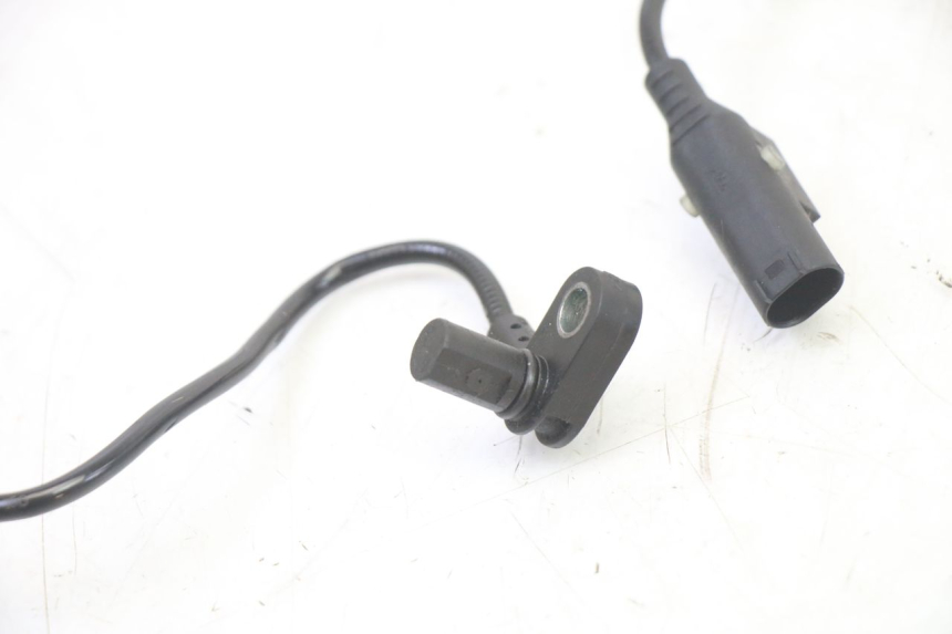 photo de FRONT ABS SENSOR BMW G310 R 310 (2016 - 2020)