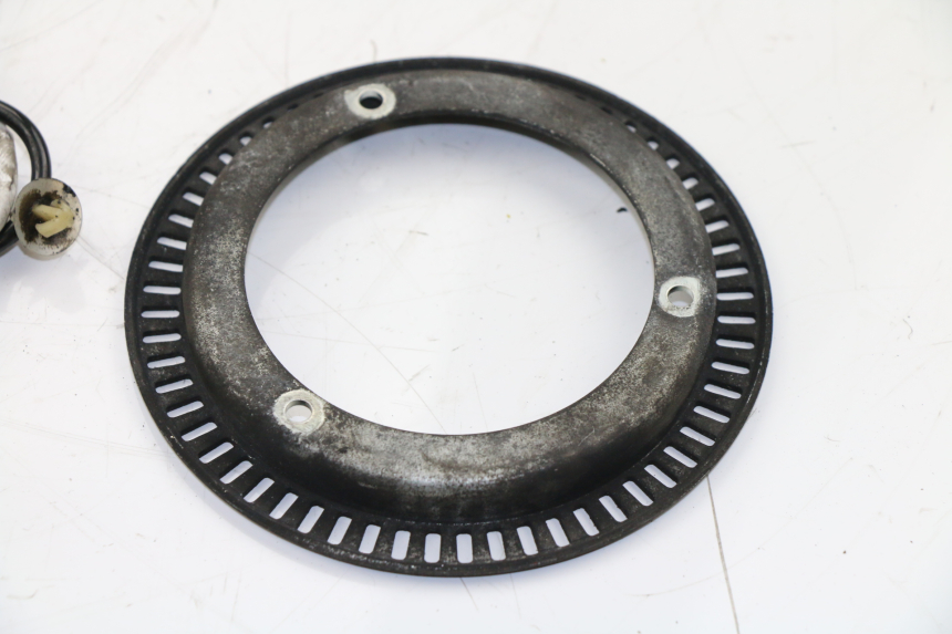 photo de FRONT ABS SENSOR HONDA SH 300 (2011) - Surface and material condition