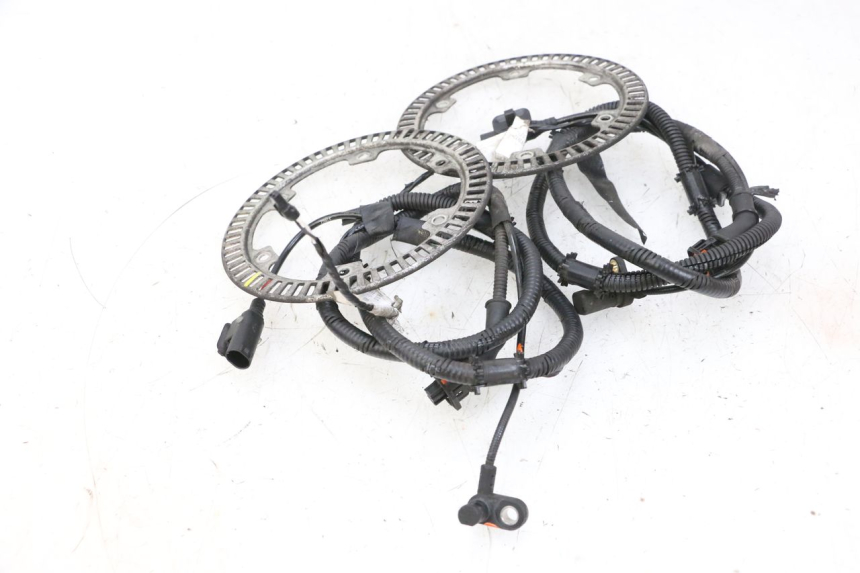 photo de FRONT ABS SENSOR PIAGGIO MP3 HPE 300 (2019 - 2026) - Component detail