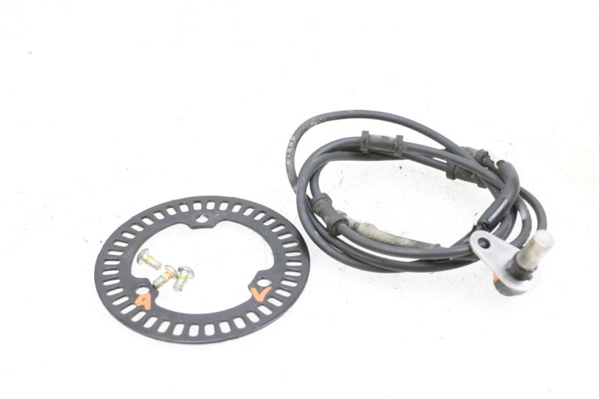 photo de FRONT ABS SENSOR YAMAHA MT-07 MT07 ABS 700 (2018 - 2020) - Component detail