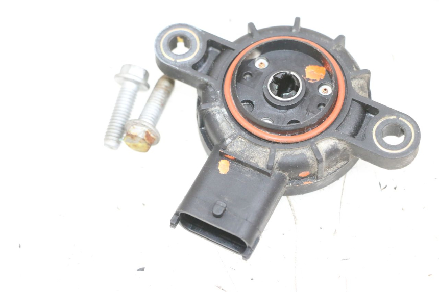 photo de ROLL LOCK POSITION SENSOR PIAGGIO MP3 RL 250 (2007 - 2010) - Alternative perspective