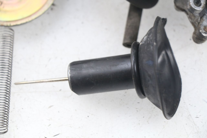 photo de CARBURETOR KYMCO AGILITY 4T 50 (2005 - 2018)