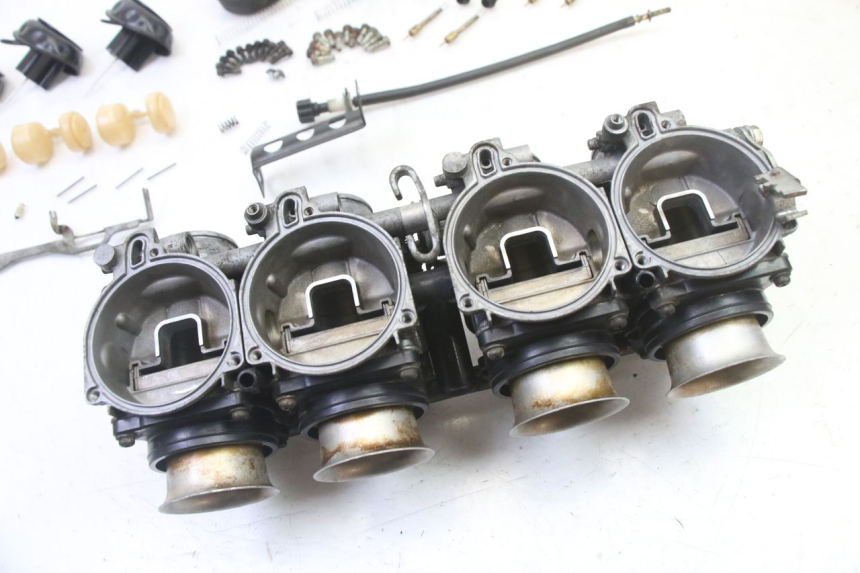 photo de CARBURETOR HONDA CBR RR FIREBLADE 900 (1992 - 1994)
