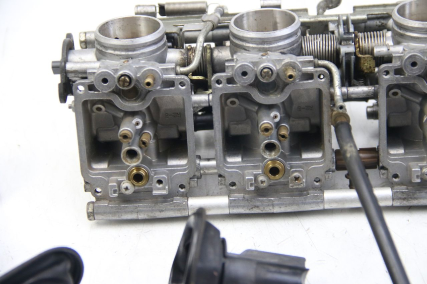 photo de CARBURETOR YAMAHA FZS FAZER 600 (2001 - 2003)