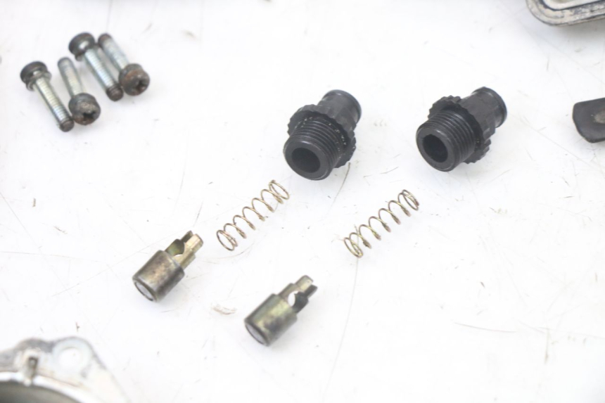photo de CARBURETOR HONDA VT C2 SHADOW 750 (1997 - 2001)
