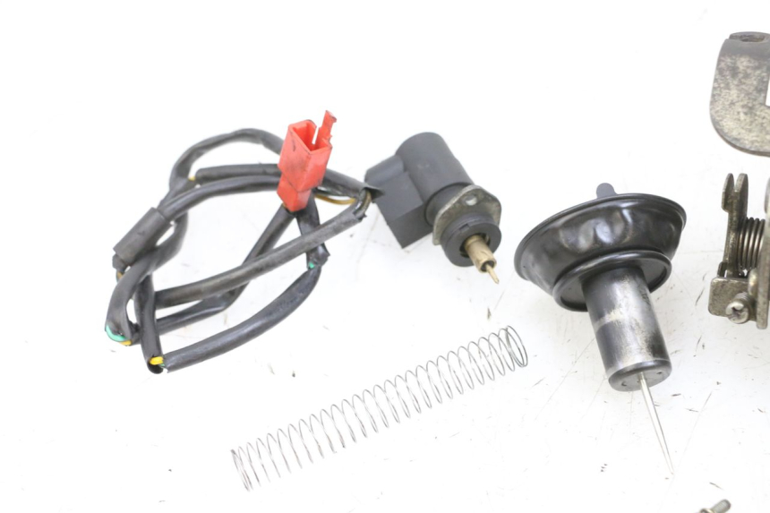 photo de CARBURETOR PEUGEOT KISBEE 4T 50 (2010 - 2017)