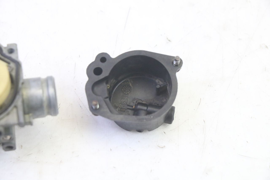 photo de CARBURETOR PEUGEOT LUDIX ONE 50 (2004 - 2006) - Additional view of the item