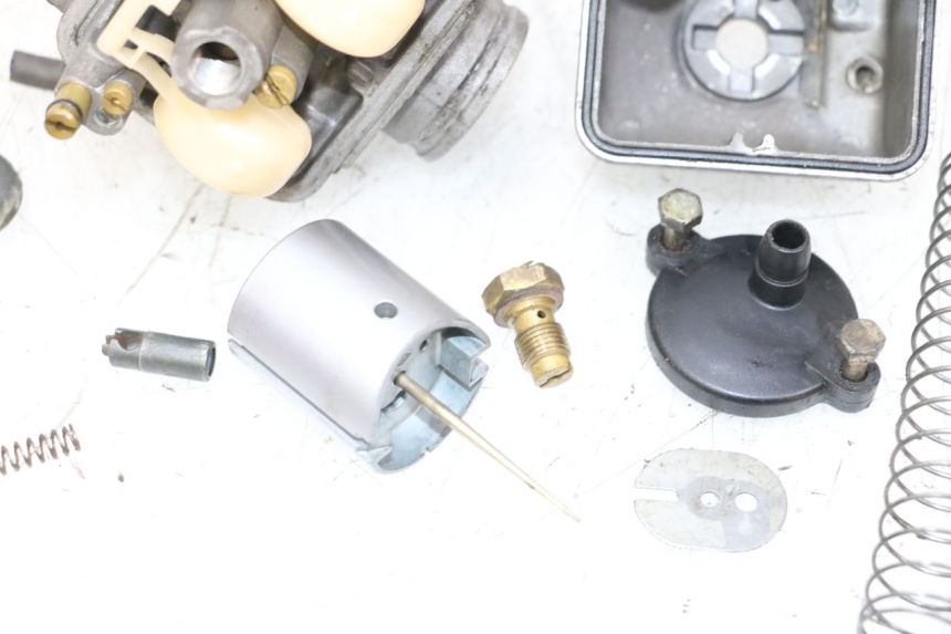 photo de CARBURETOR HONDA NSR R 125 (1994 - 2003) - Additional view of the item