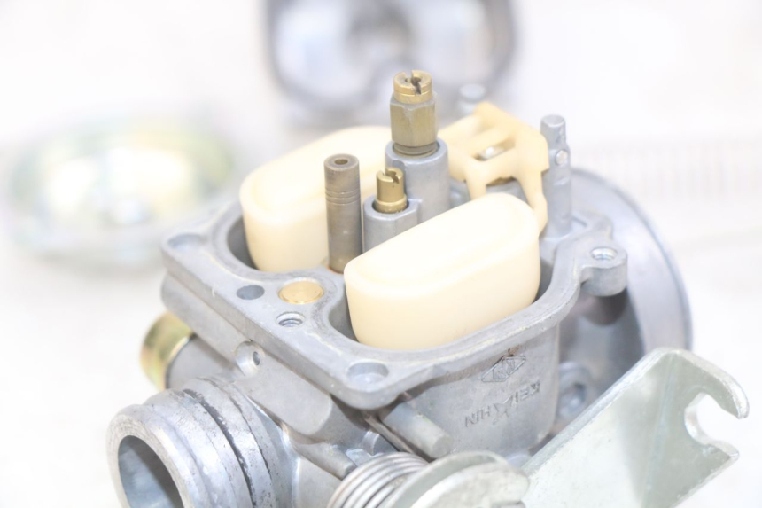 photo de CARBURETOR HONDA SCV LEAD 100 (2003 - 2007)