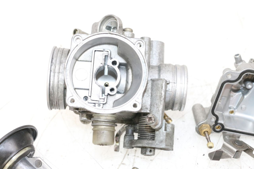 photo de CARBURETOR PIAGGIO X8 125 (2004 - 2007) - Detailed visual inspection
