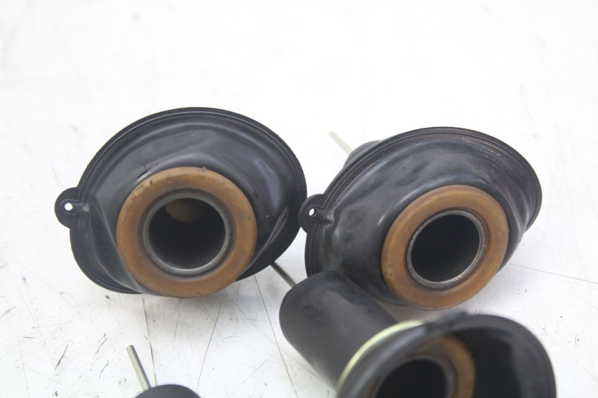 photo de CARBURETOR YAMAHA XJN DIVERSION 600 (2000 - 2003)