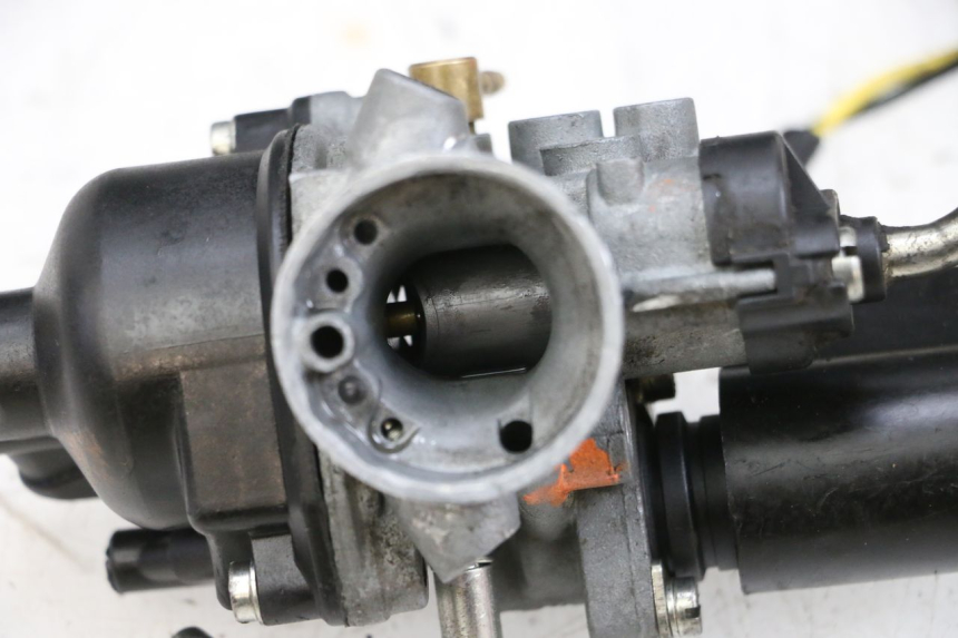 photo de CARBURETOR PIAGGIO ZIP 2T 50 (2009 - 2019) - Additional view of the item