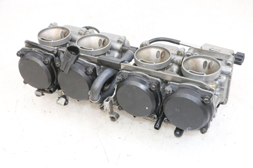 photo de CARBURETOR KAWASAKI ZR 7 750 (1999 - 2001) - Distinctive features